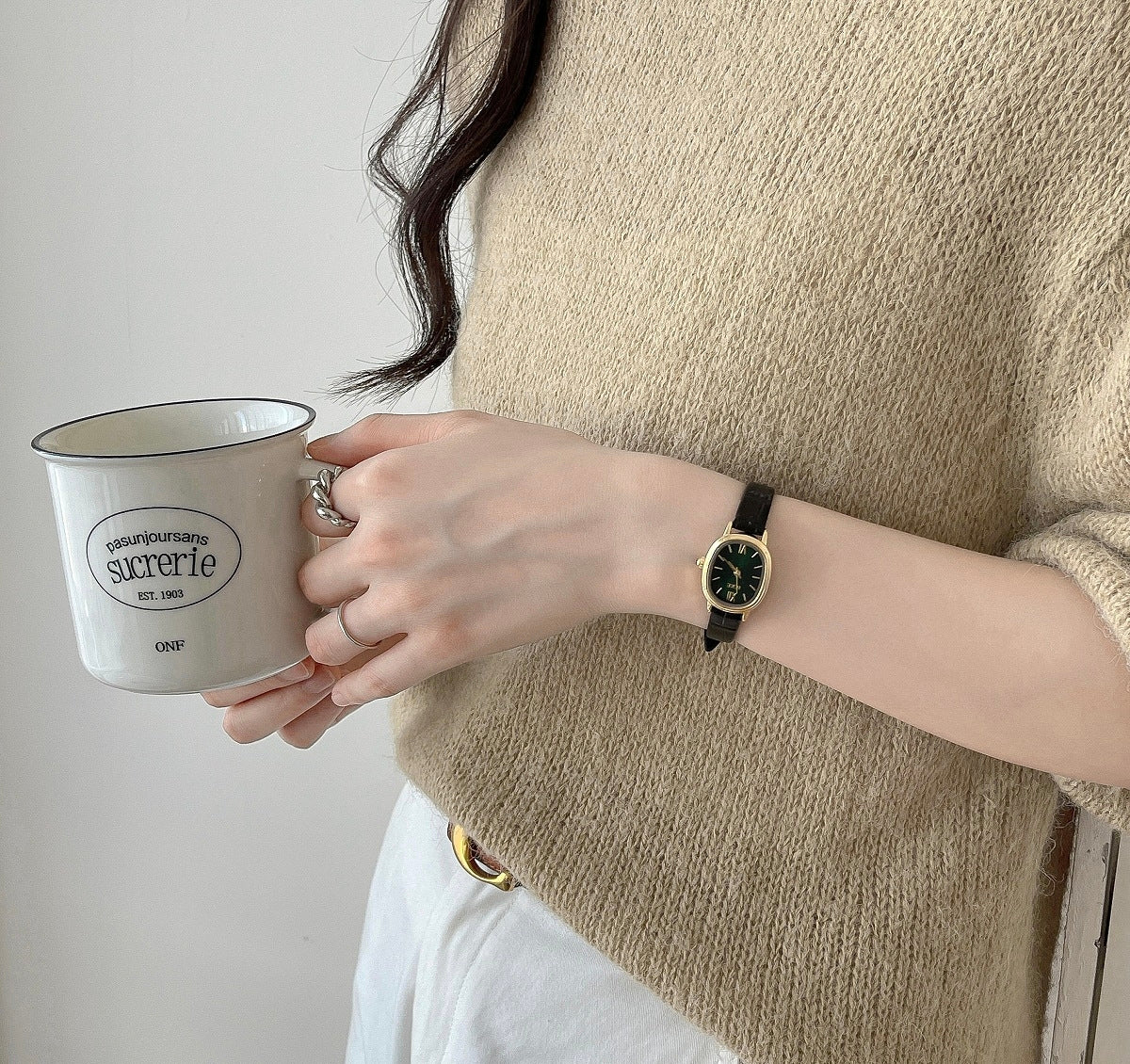 IEKE Petite Oval Watch with Slim Leather Strap - Vintage Minimalist Dress Watch for Women