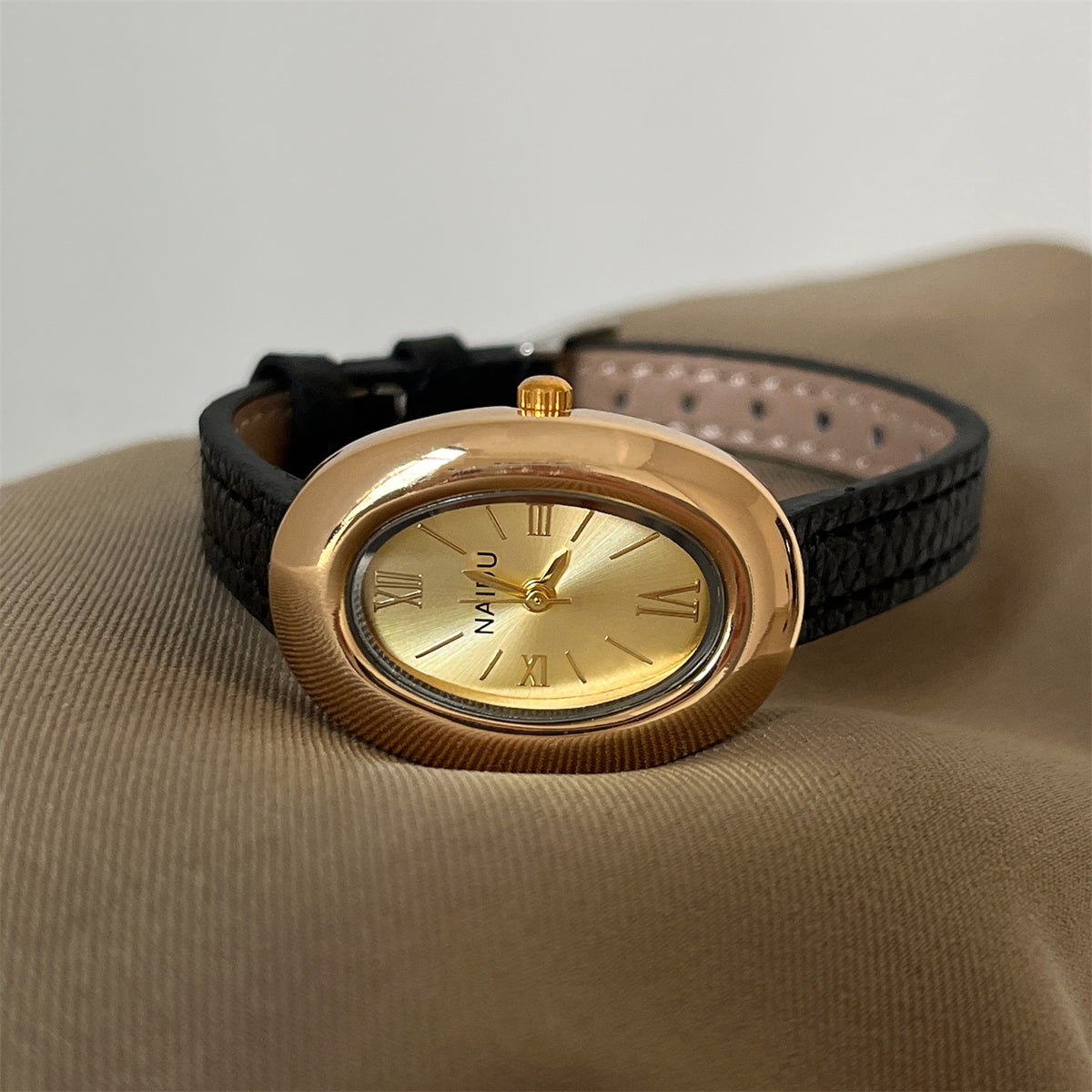 Vintage Baignoire Oval Gold Watch with Petite Leather Strap - French Chic Tank Watch for Women