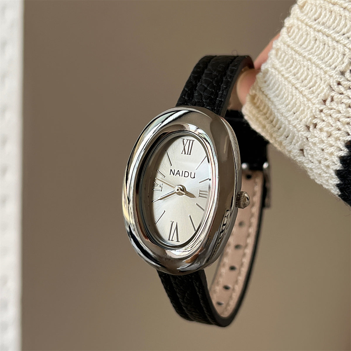 Vintage Baignoire Oval Gold Watch with Petite Leather Strap - French Chic Tank Watch for Women