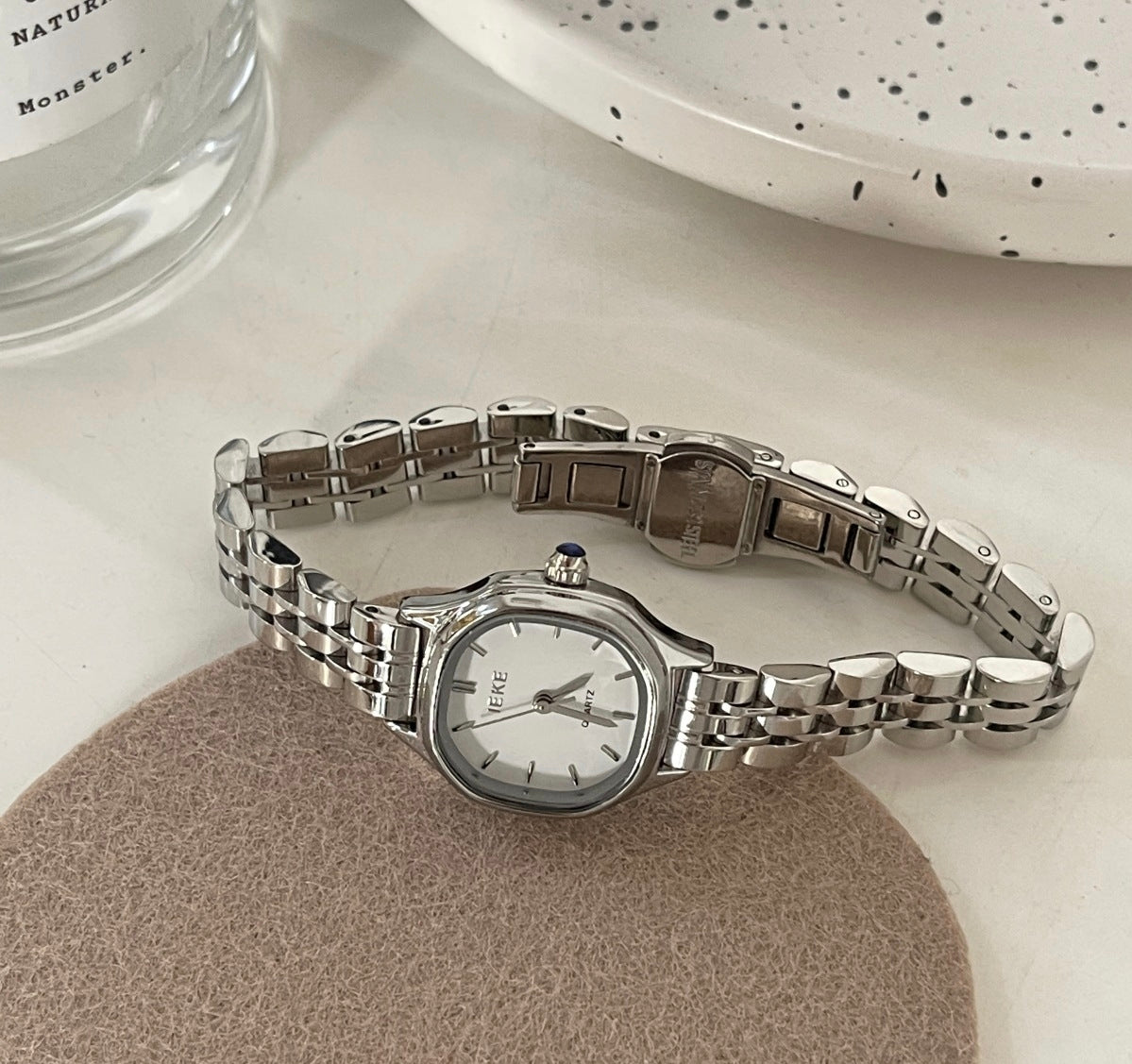 IEKE Emerald Green Square Dial Steel Bracelet Watch - Elegant Petite Quartz Watch for Women
