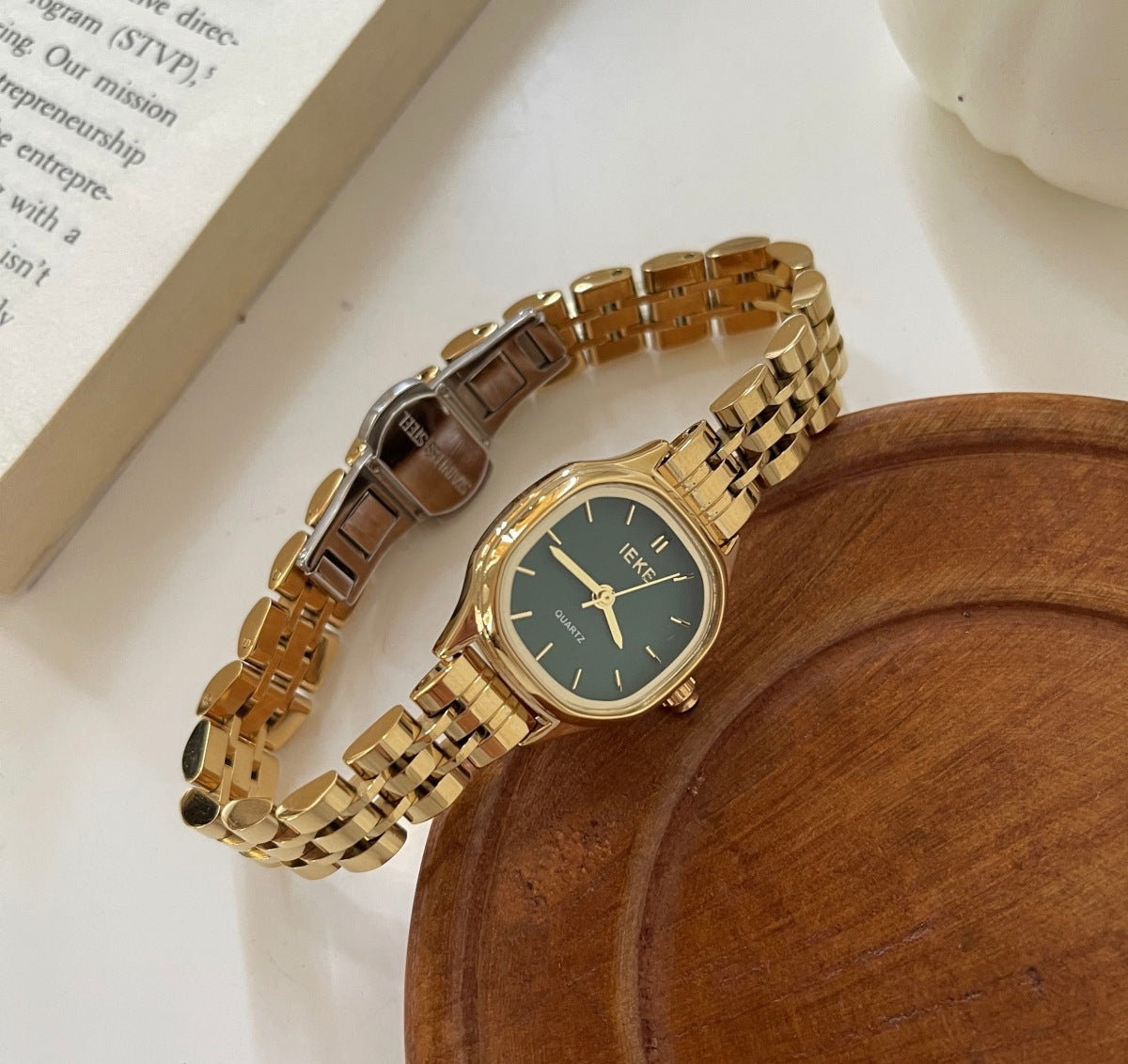 IEKE Emerald Green Square Dial Steel Bracelet Watch - Elegant Petite Quartz Watch for Women