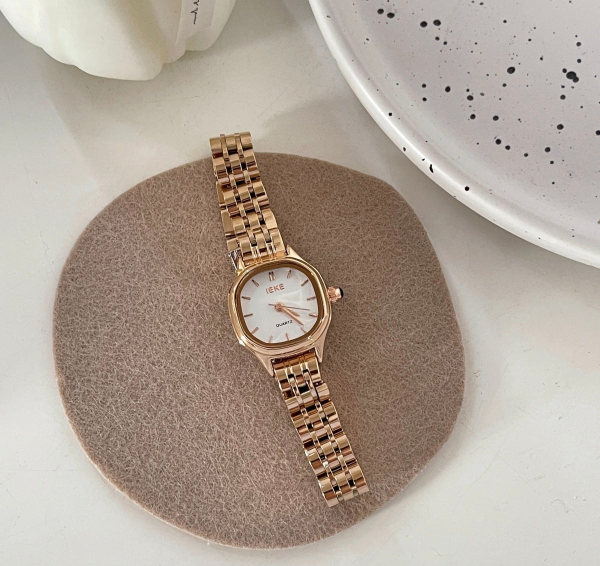 IEKE Emerald Green Square Dial Steel Bracelet Watch - Elegant Petite Quartz Watch for Women