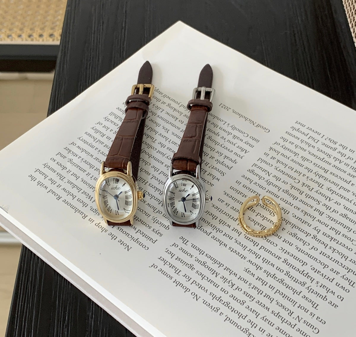 IEKE French Vintage Petite Oval Watch with Genuine Leather Strap - Classic Quartz Dress Watch for Women