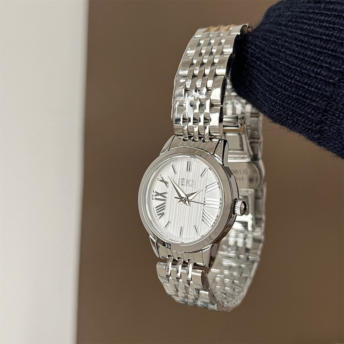 IEKE French Slate Grey Roman Steel Bracelet Watch - Classic Monochrome Quartz Watch for Women