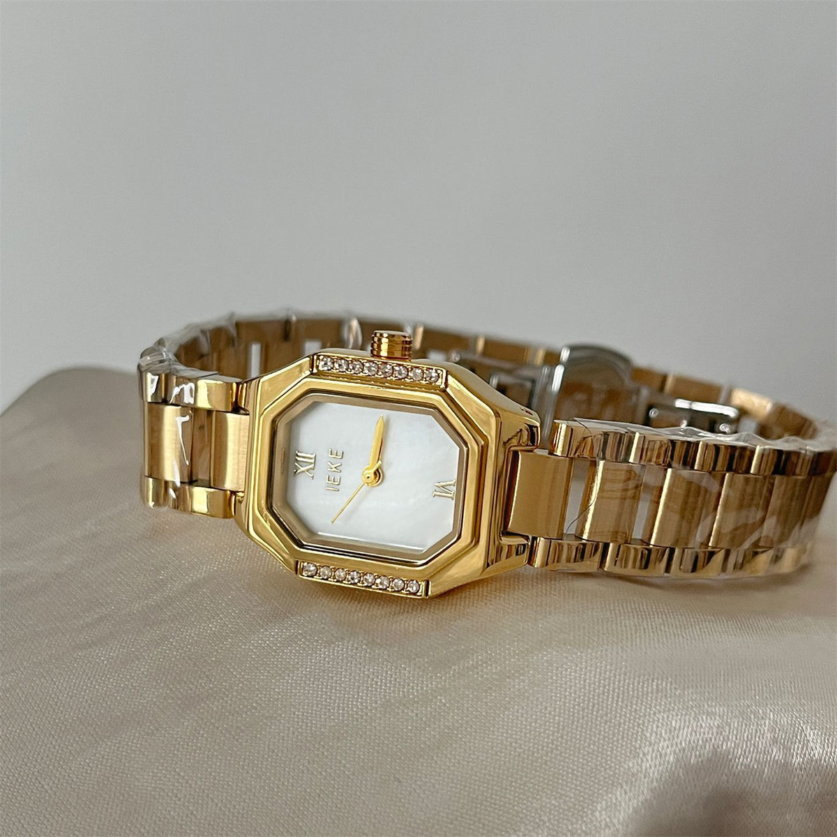 IEKE Glacier Ice Blue Mother of Pearl Steel Watch - Shimmering Nacre Quartz Watch for Women
