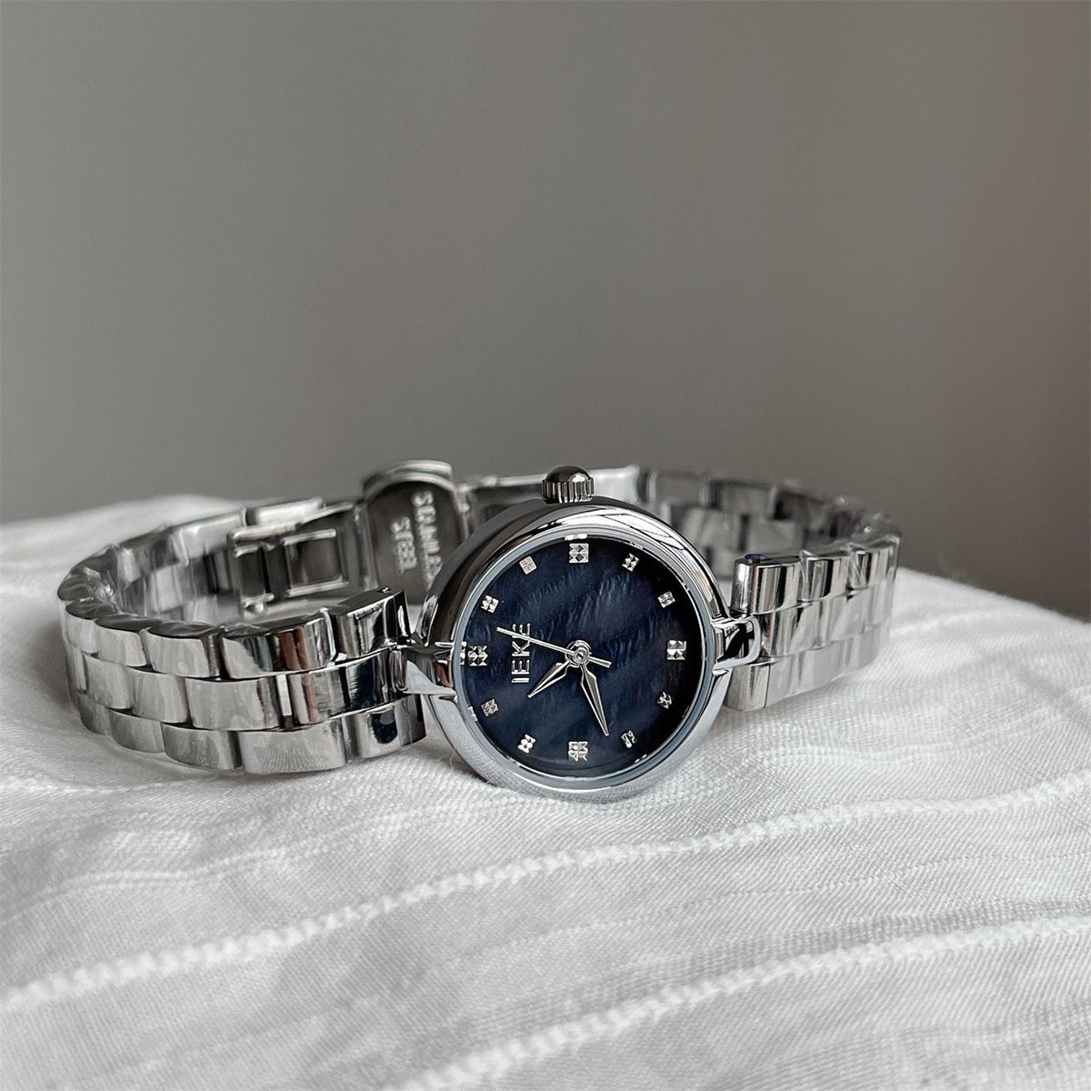 IEKE Nordic Azure Mother of Pearl Leather Watch - Cold Aesthetic Nacre Quartz Watch for Women