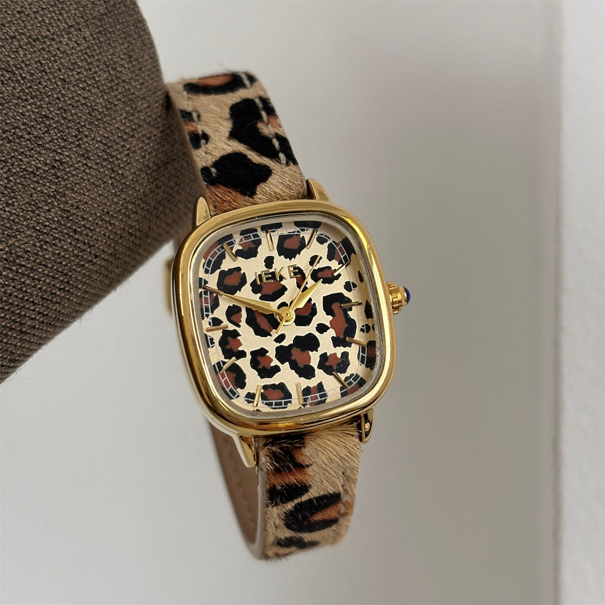 IEKE Vintage Leopard Print Leather Strap Watch with Gold Case - Retro Quartz Dress Watch for Women